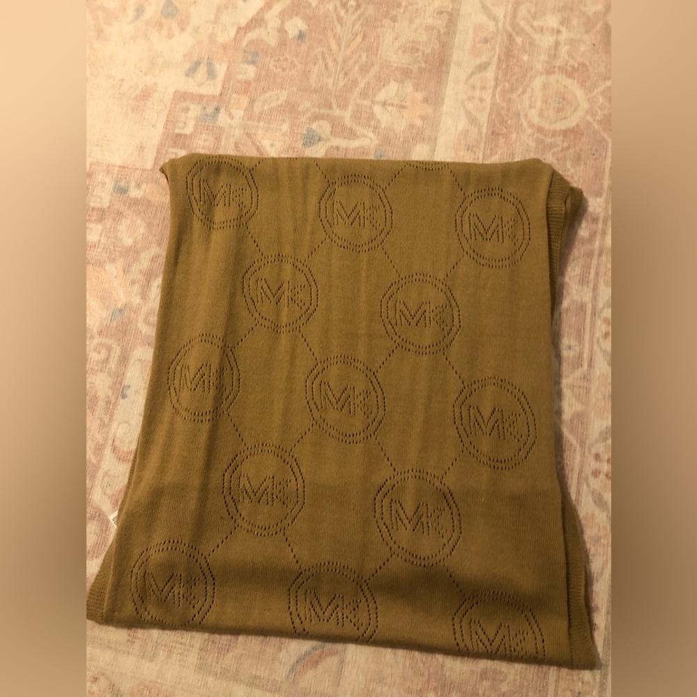Michael Kors Infiniti Scarf